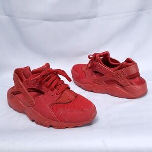 Nike Huarache Run GS Triple Red Sneakers Sz Youth 6Y Women 7.5 Y2K Streetwear